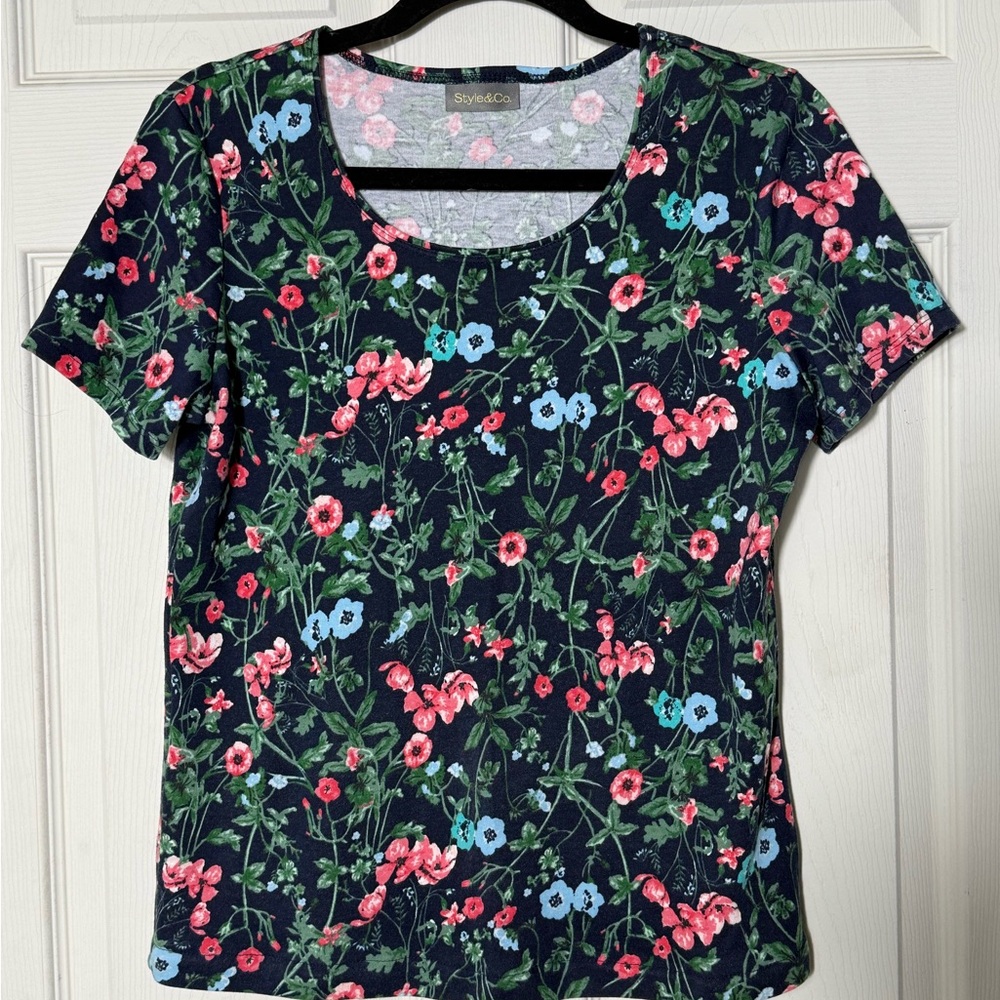 Style & Co Floral Print Navy Blue Short Sleeve Scoop Neck Top‎ Womens Small
